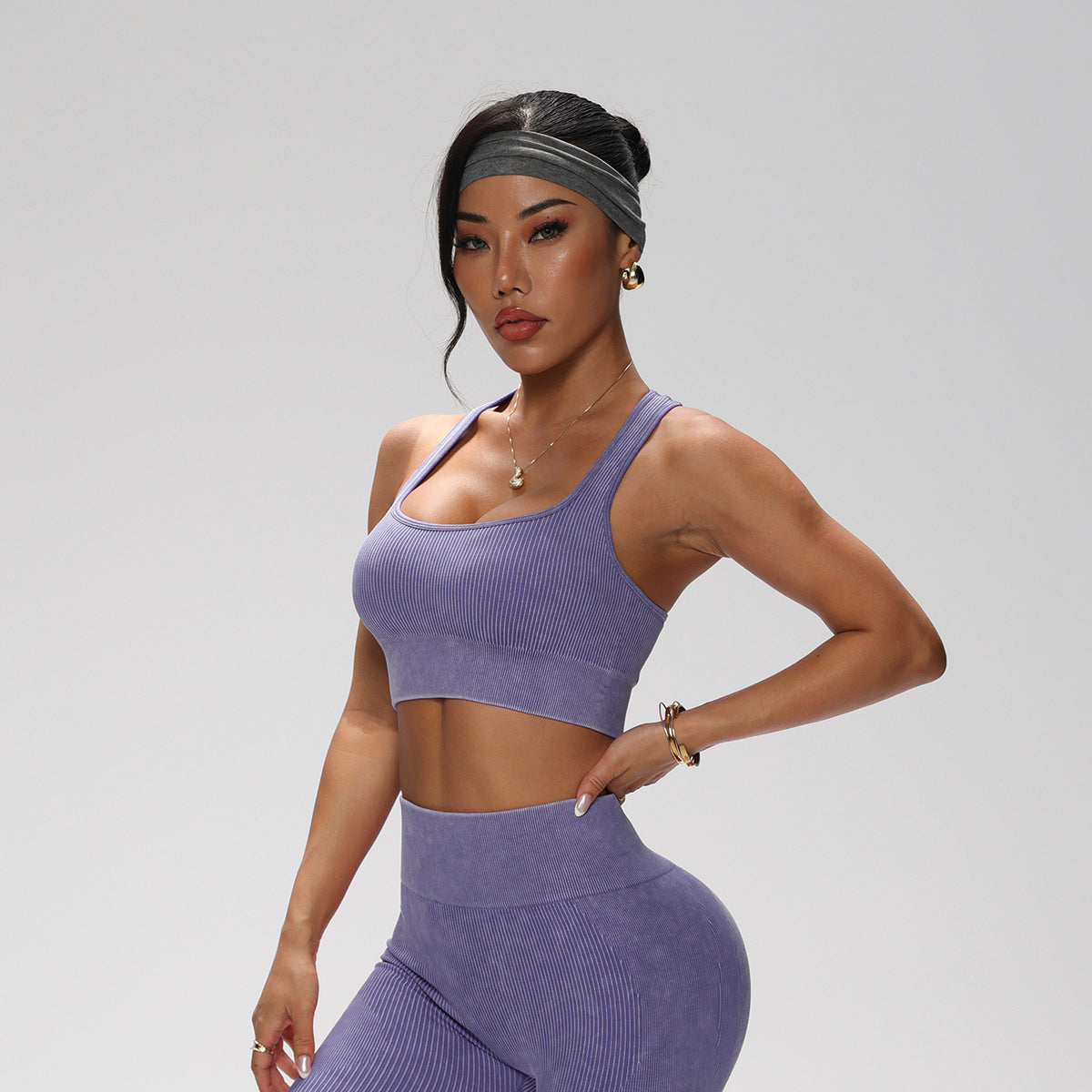 Conjunto deportivo violeta – top deportivo
