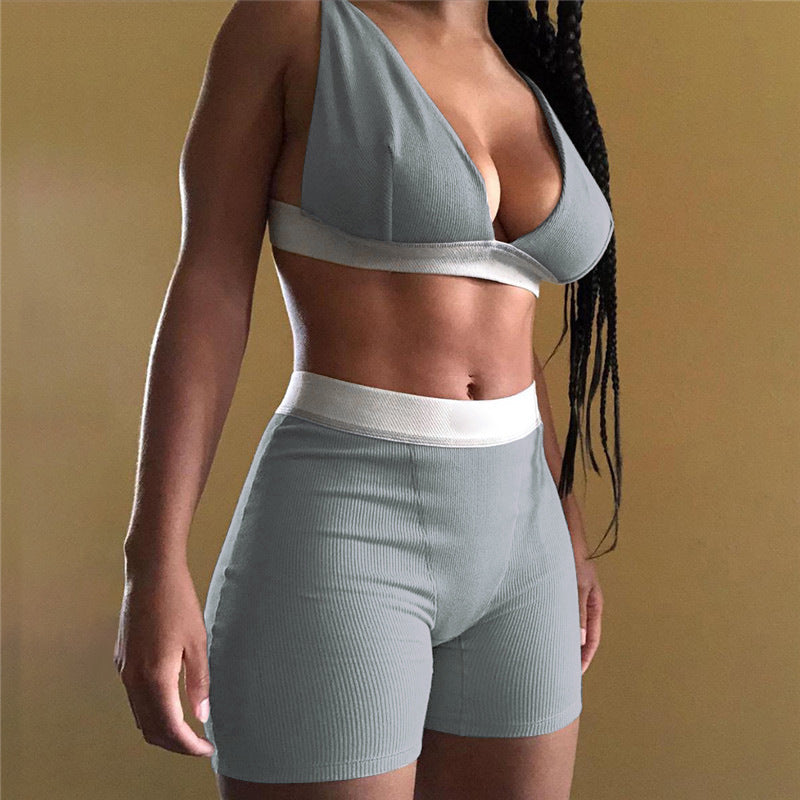 Conjunto deportivo Aljarah Sol con escote en V