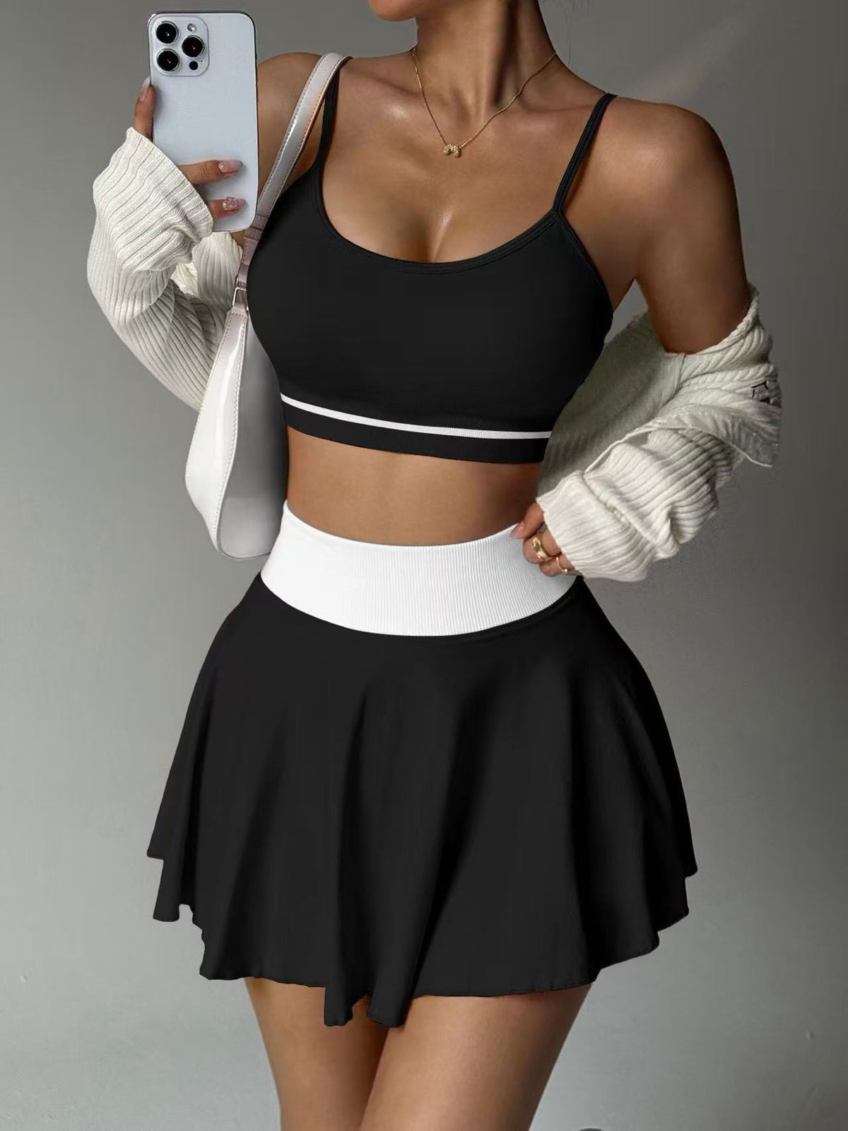 Conjunto de pádel con falda plisada negro